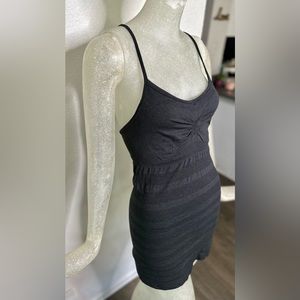 Lululemon Athletica Women’s Black Y Back Tank Top. Size Medium